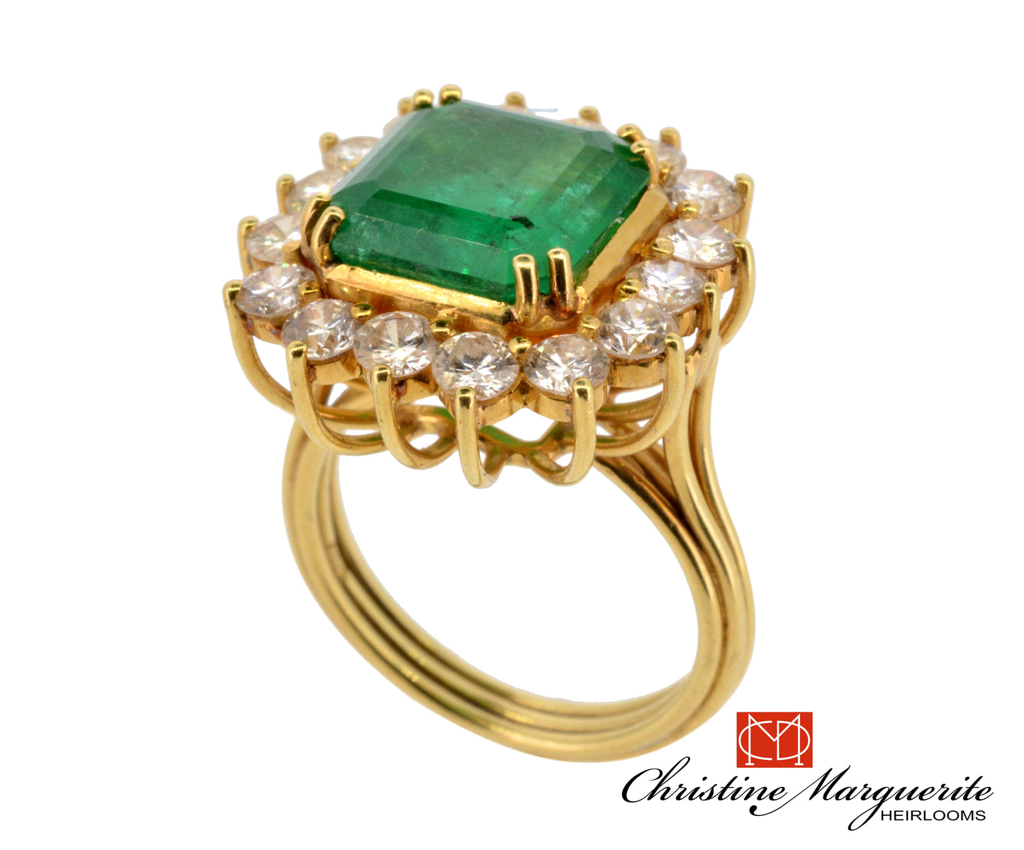 HE Colombian emerald ring with diamond accents in 18KY gold 5,5carats