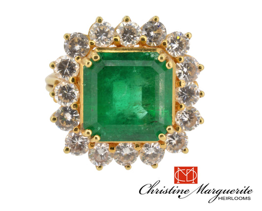 HE=Colombian emerald ring with diamond accents in 18KY gold 5,5carats