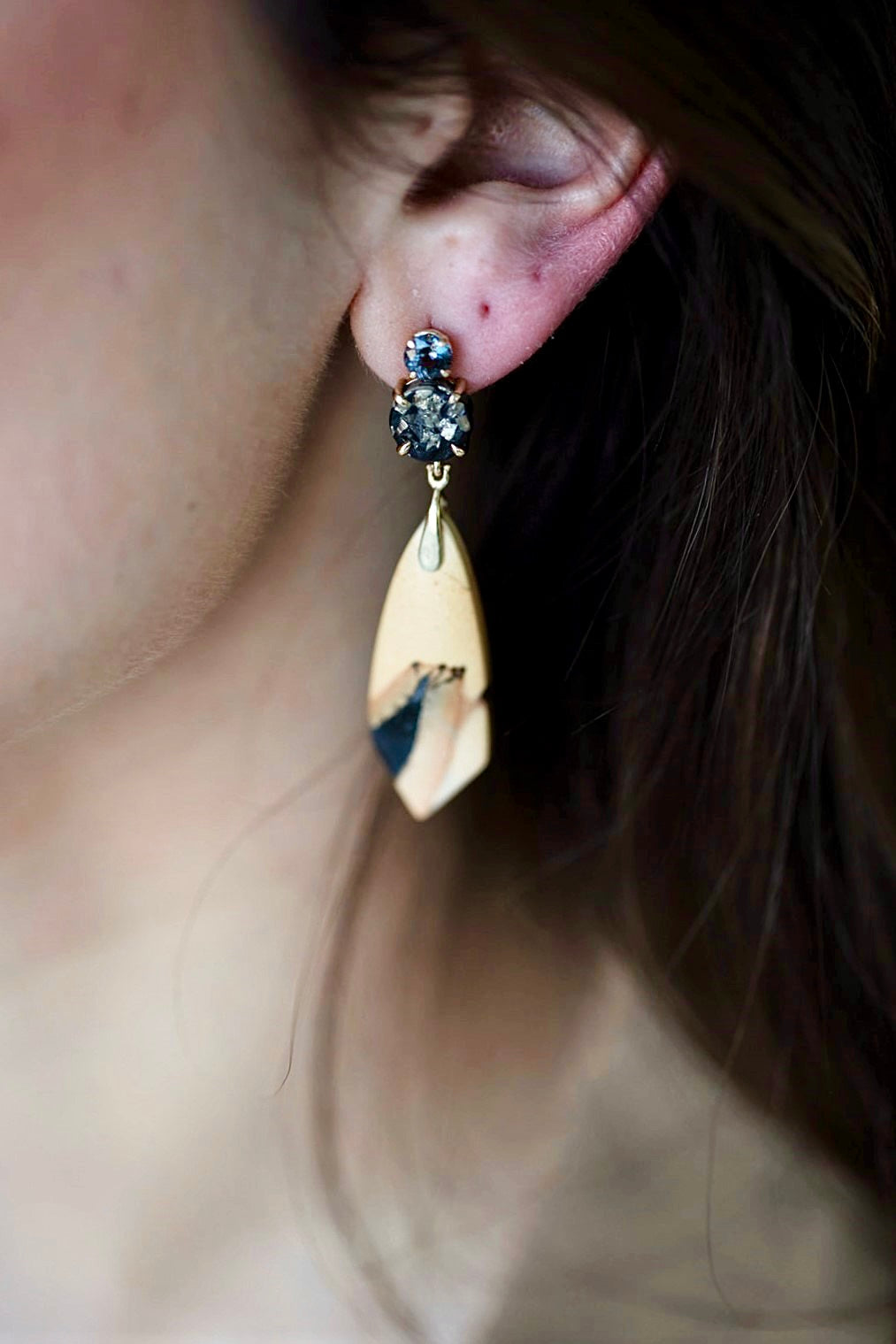 Eleux 'Goldfinch' Earrings