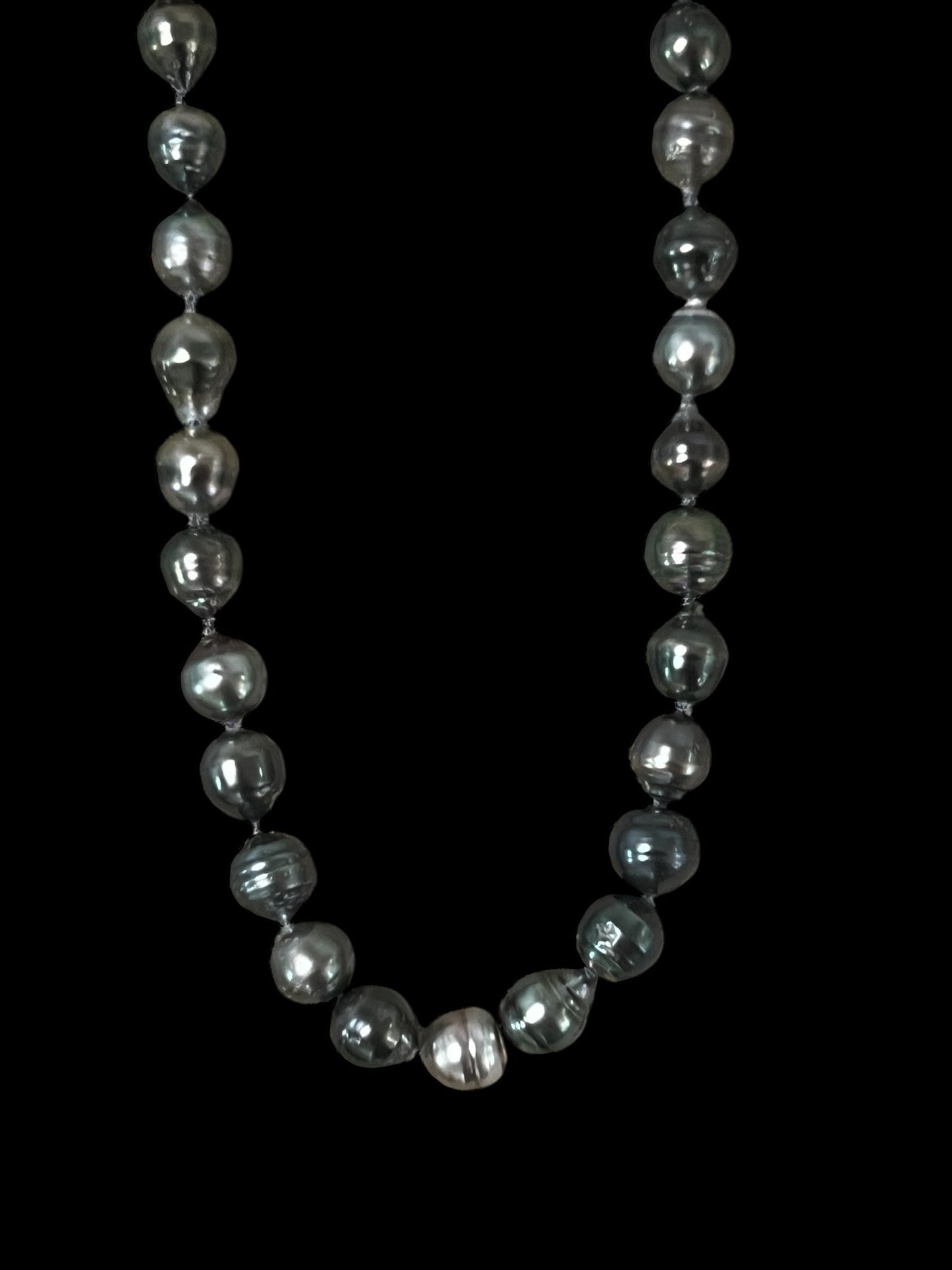 Tahitian Pearl and 14K white gold necklace