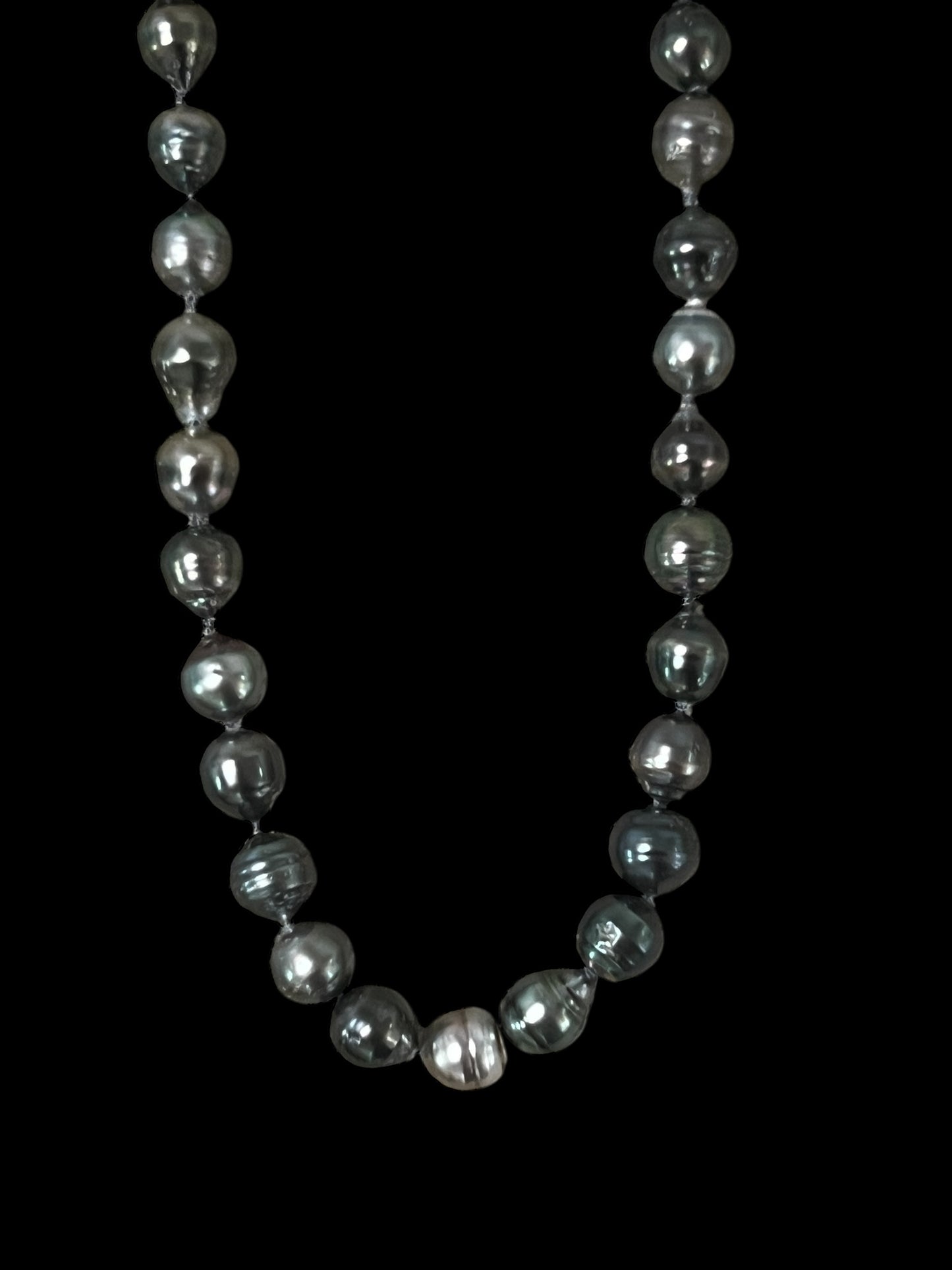 Tahitian Pearl and 14K white gold necklace
